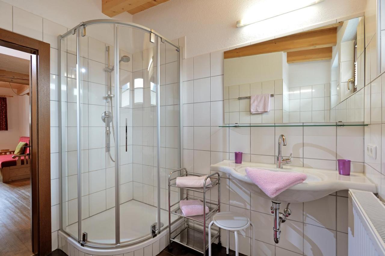 Ferienwohnungen Kircher Mayrhofen Room photo